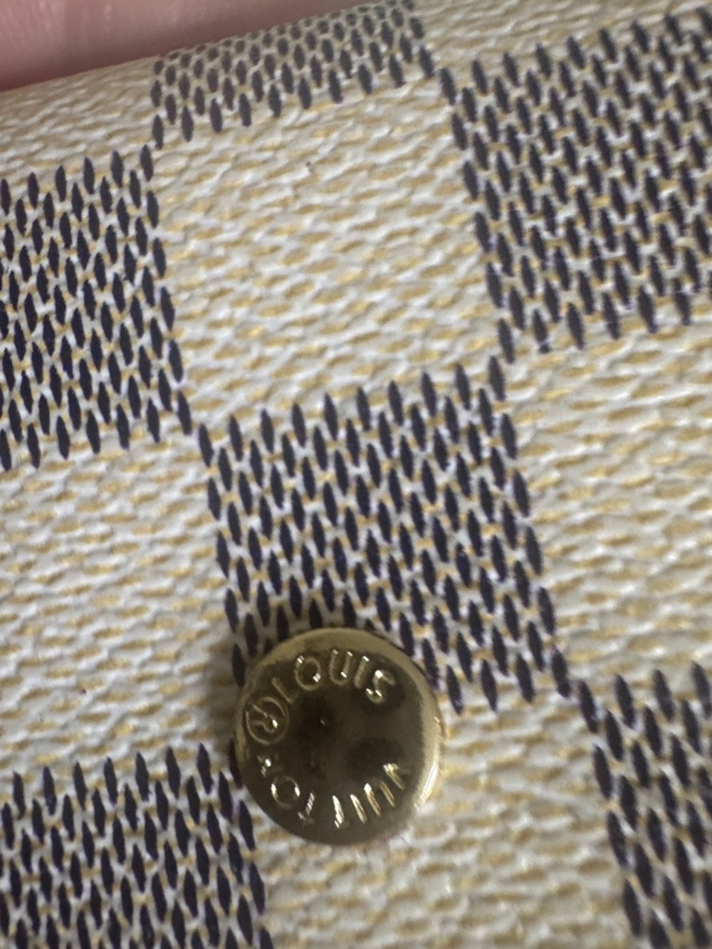 Damier Checkered Cream Wallet - Picture 5 of 7